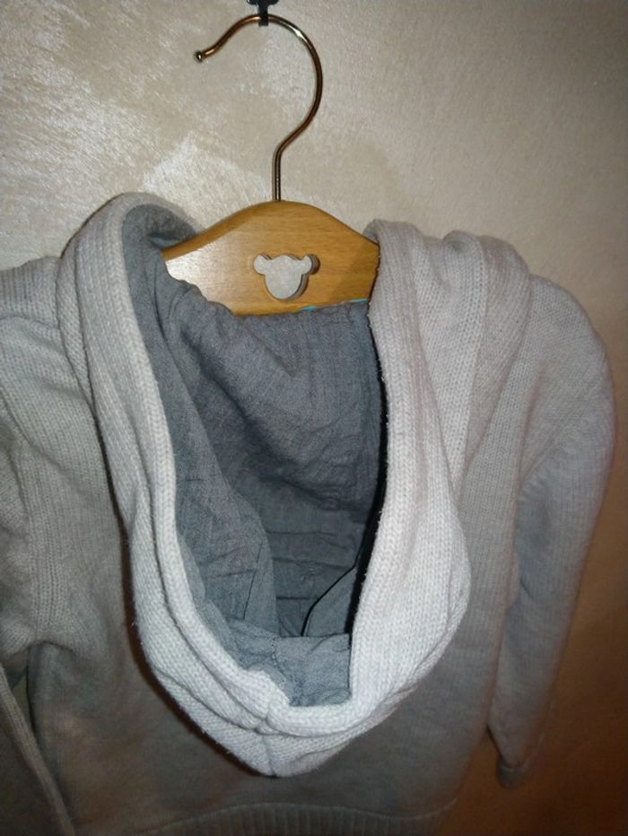 Superbe pull tout chaud Obaïbi taille 3 ans en très bon état - photo numéro 5