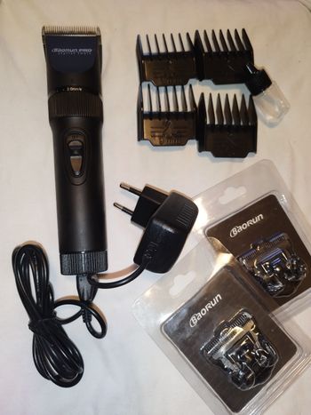 Tondeuse cheveux barbe ou animaux