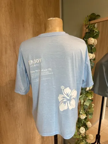Joli tee shirt imprimé dos femme