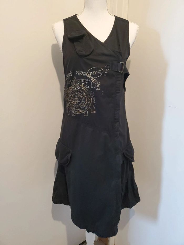 Robe T.M Ikks