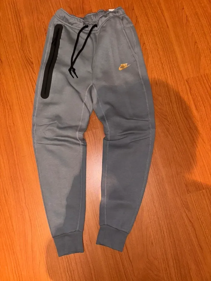 Jogging Nike Tech XS Neuf