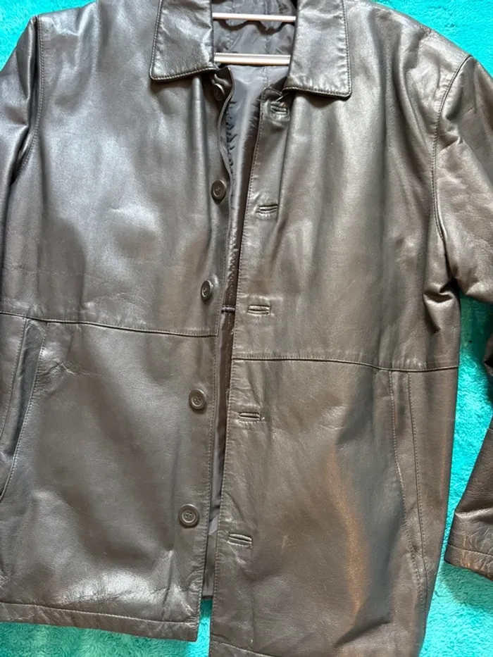 Veste en cuir noir / manteau en cuir noir - photo numéro 2