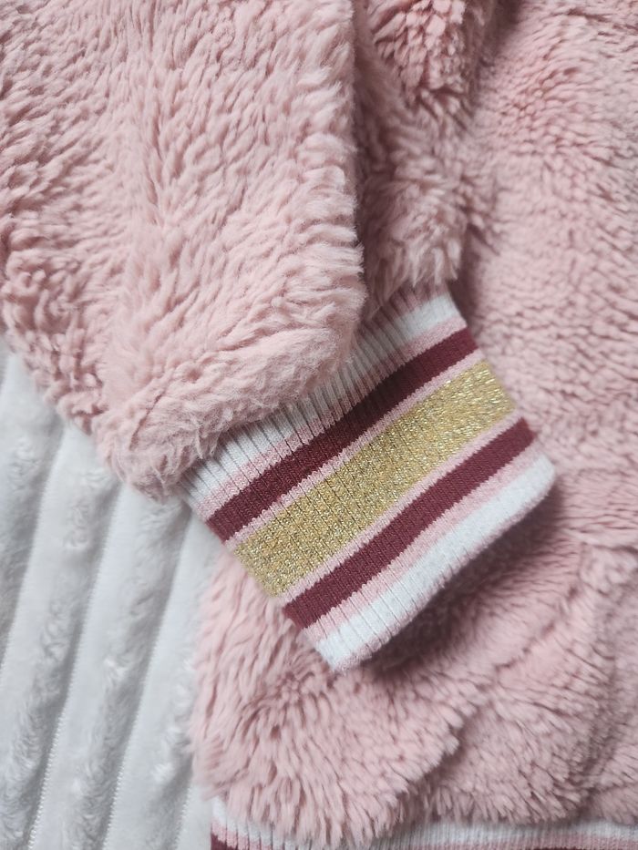 Sweat fille KIABI rose tout doux – 12 ans - photo numéro 2