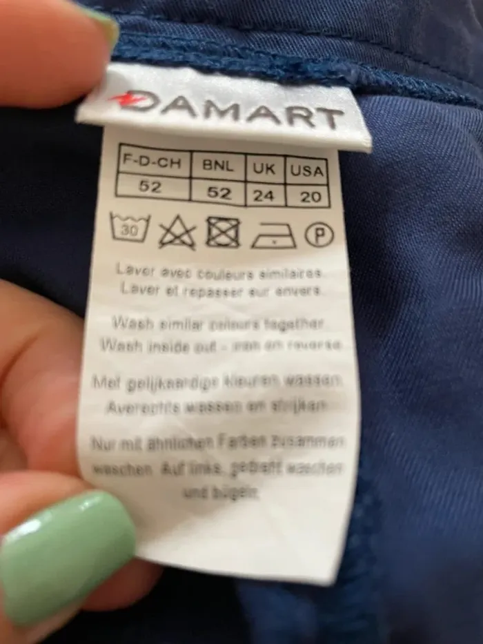 Jupe Damart bleu marine taille 52 - photo numéro 3