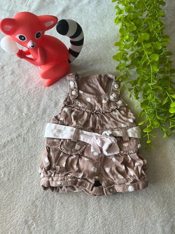 Très belle robe salopette pour bébé fille