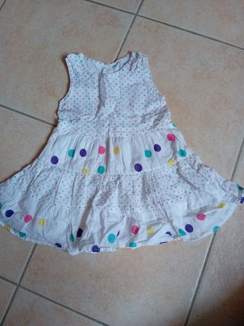 Robe blanche à pois 12 mois