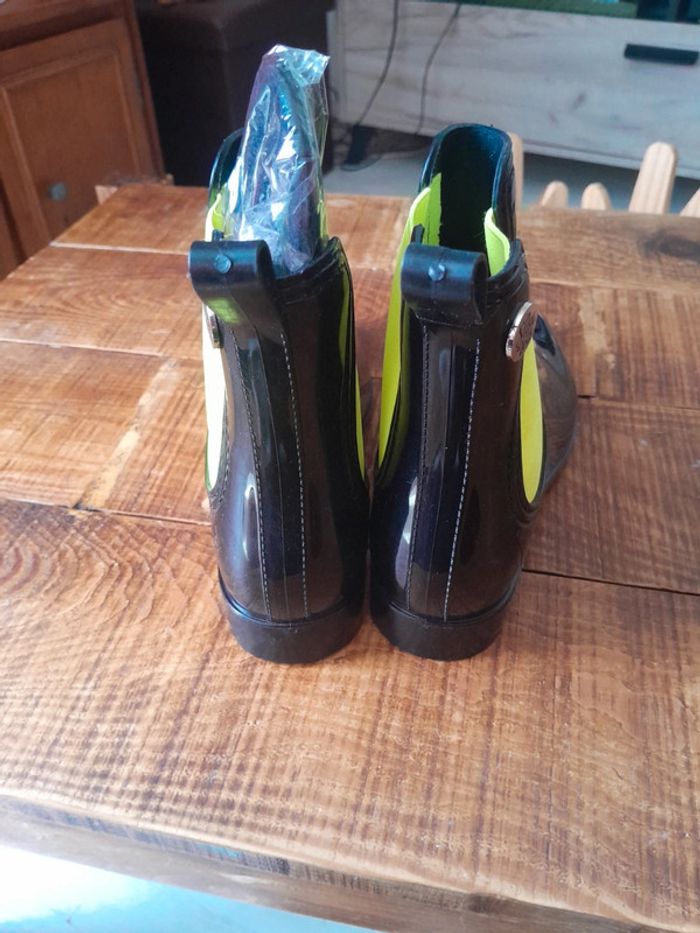 bottines pluie noir et jaune Silky Toes taille 40 - photo numéro 6