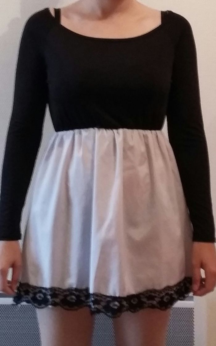 Robe Noire et blanche