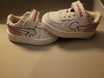 Basket taille 22 airness