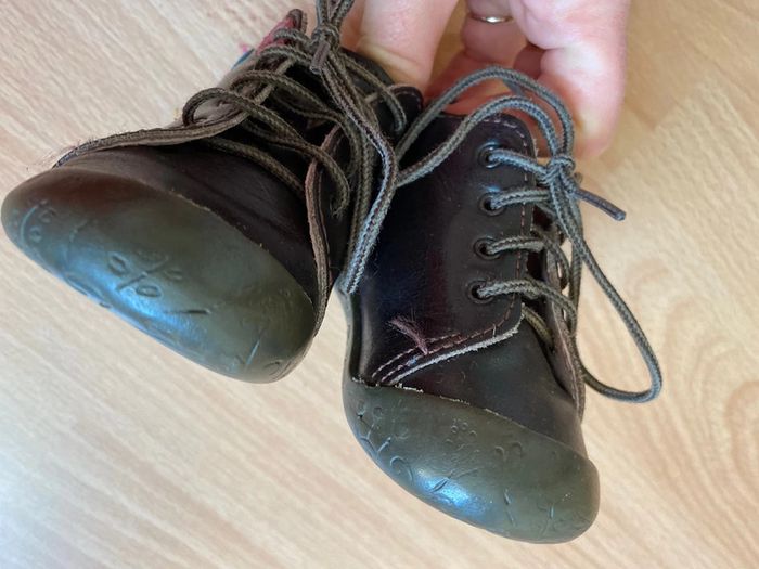 Belle paire de bottines en cuir marron Orchestra T. 18 fille TBE - photo numéro 6