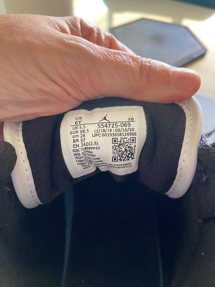 Véritable air Jordan - photo numéro 5