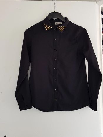 Chemisier noir clouté doré