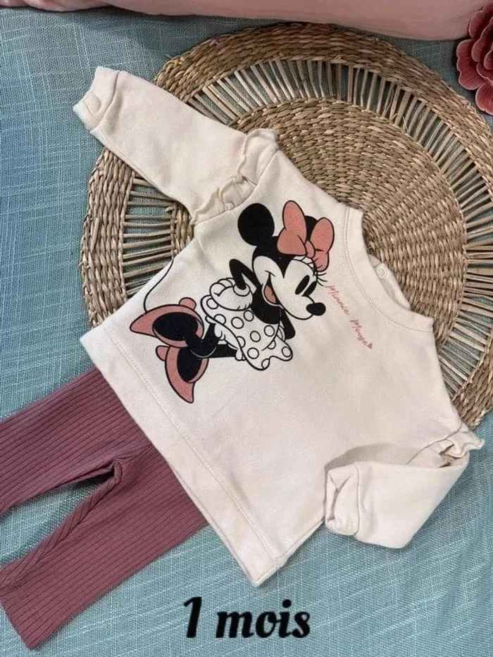 Ensemble taille 1 mois - photo numéro 2