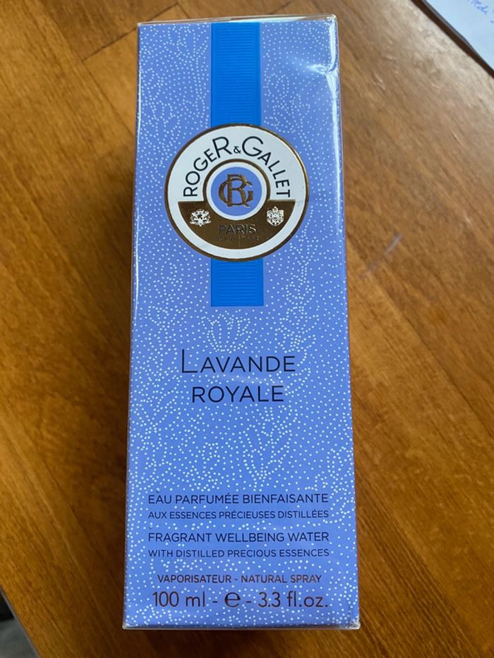 Eau parfumée