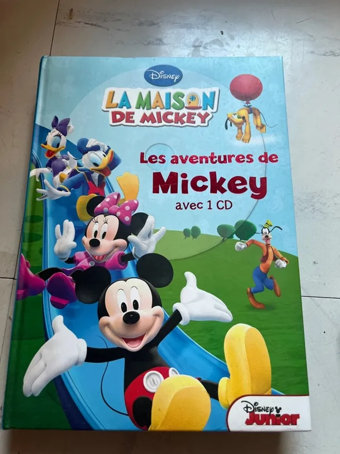 Livre la maison de mickey