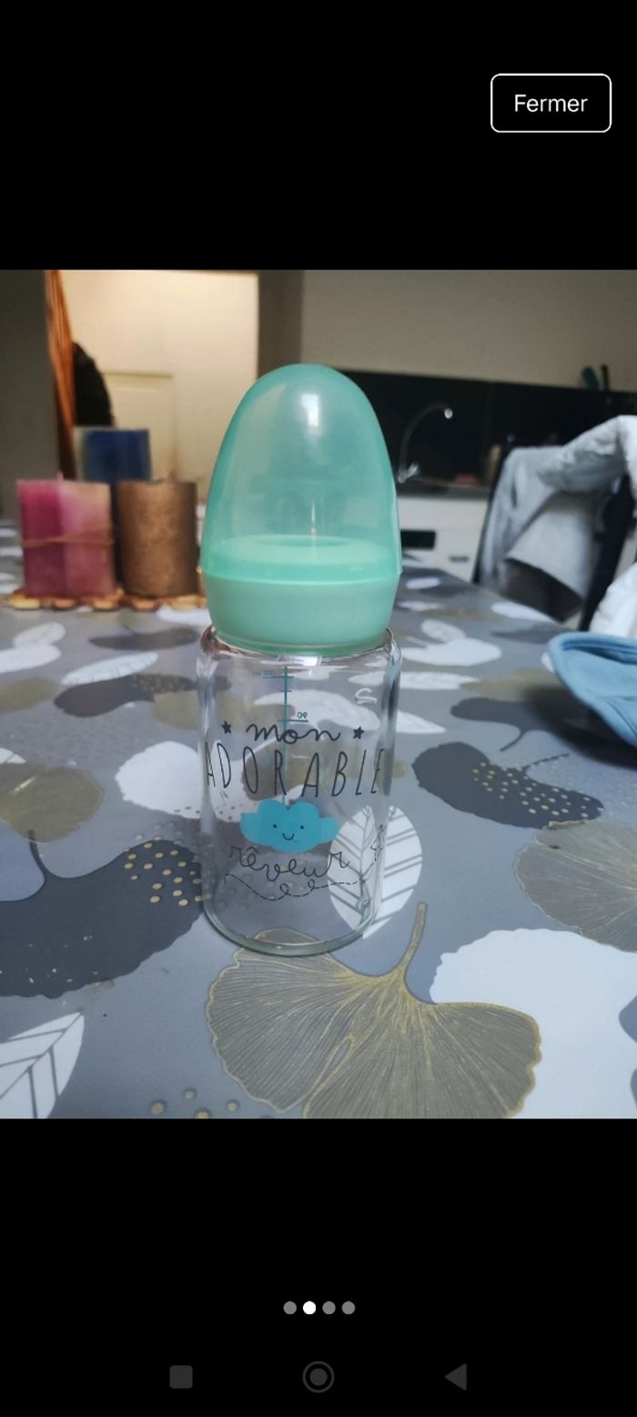 Petit biberon en verre - photo numéro 2