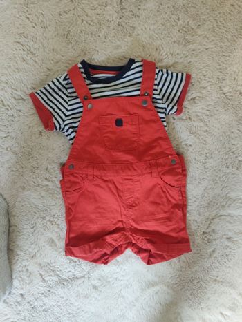 Ensemble salopette + t-shirt