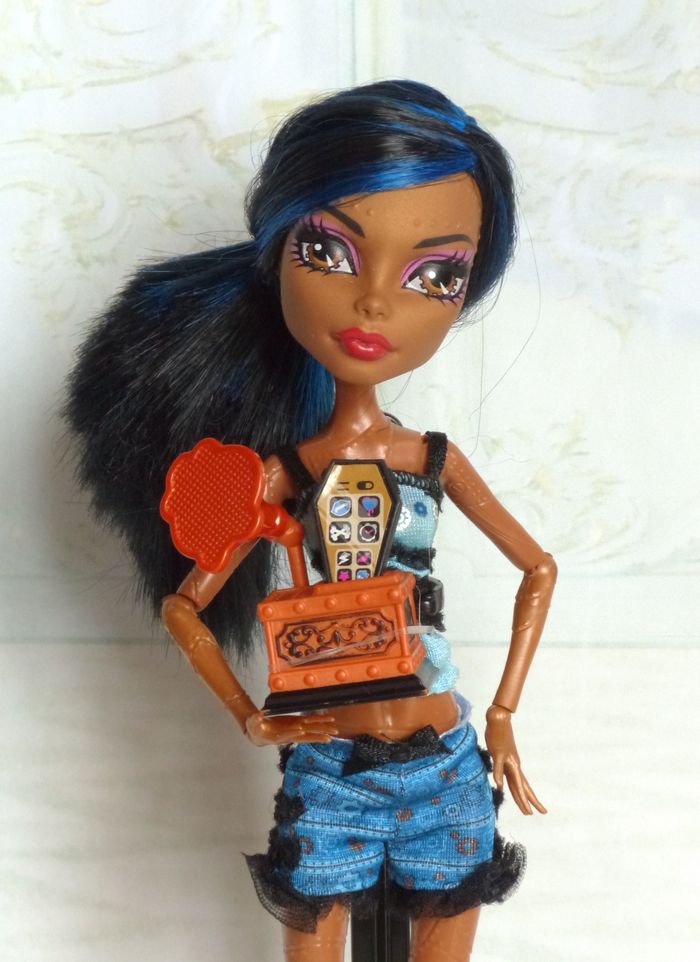Monster High Robecca Steam Dead Tired