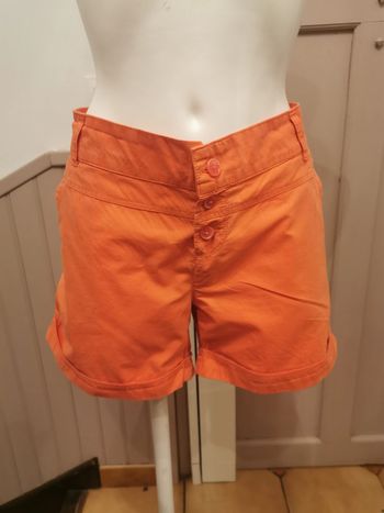 Short orange en coton