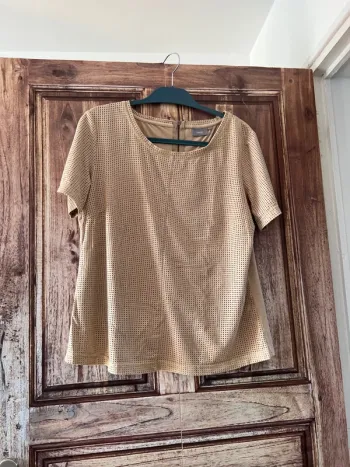 TEE shirt ajouré b.young