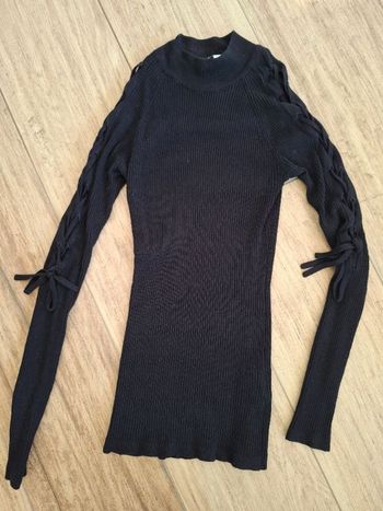 Pull manches longues ajourées Jennyfer en très bon état