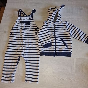 Ensemble petit bateau