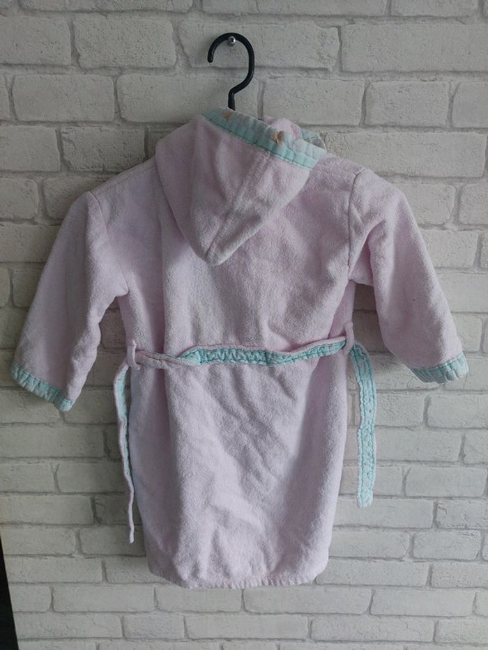 Peignoir Disney C&A taille 24 - 36
mois (92 cm) - photo numéro 2