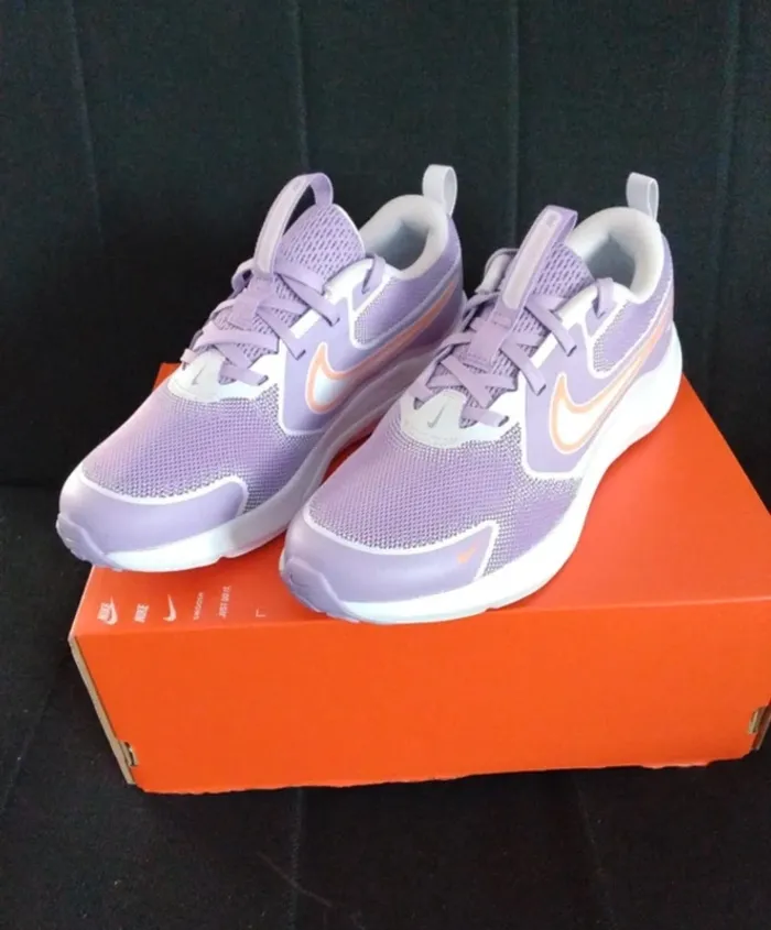 Baskets Nike Cosmic - photo numéro 2