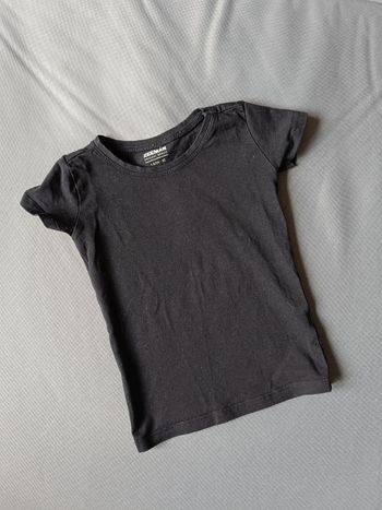 T-shirt noir uni 💕 Taille 92 cm