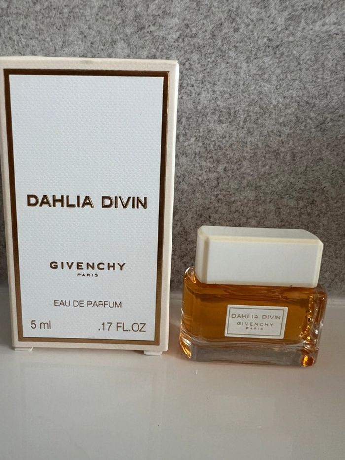 Miniature parfum Dahlia Divin Givenchy