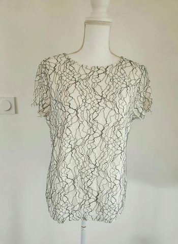 Blouse blanche et noires H&M