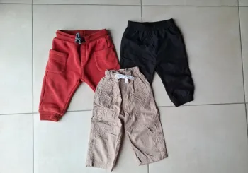 Lot 3 pantalons souples 12 mois