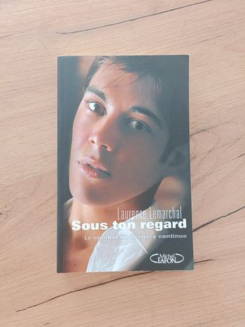 Livre Grégory lemarchal - sous ton regard
