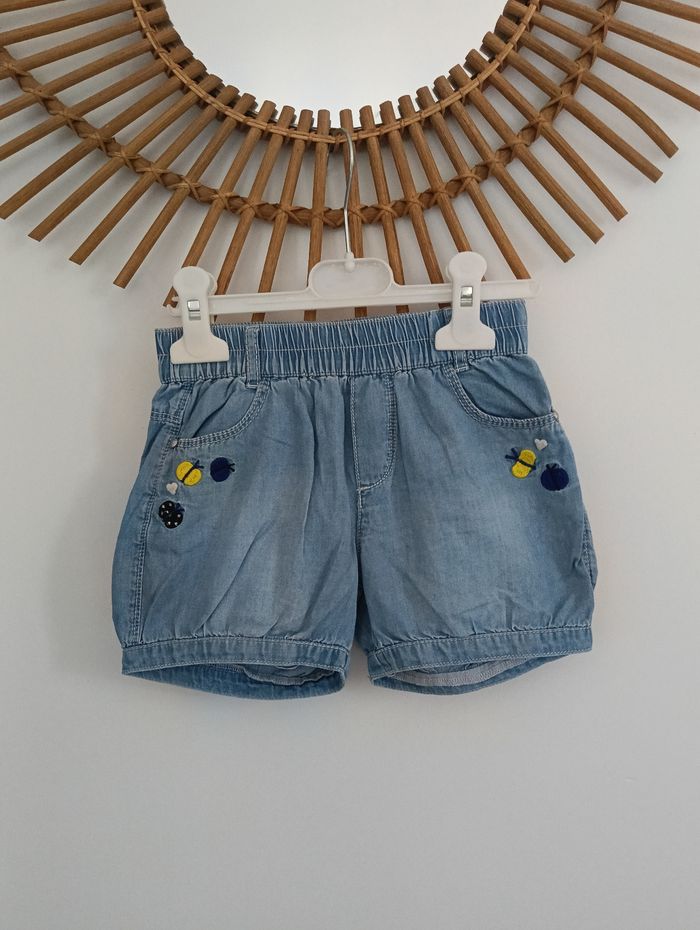 Short jeans catimini 4ans