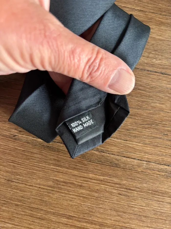 Cravate enfant Hugo Boss - photo numéro 4