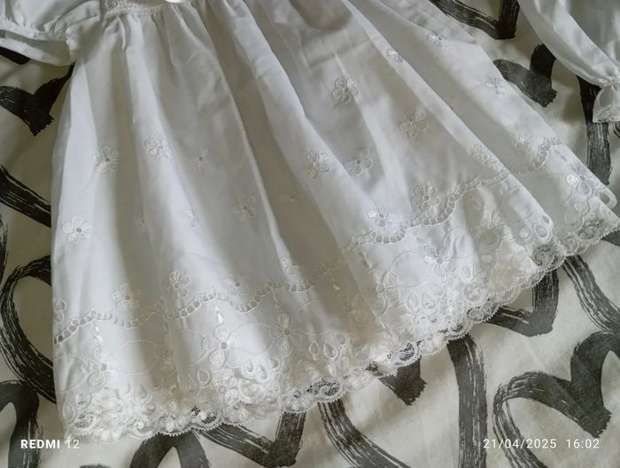 Robe de baptême/cérémonie 6 mois - photo numéro 8