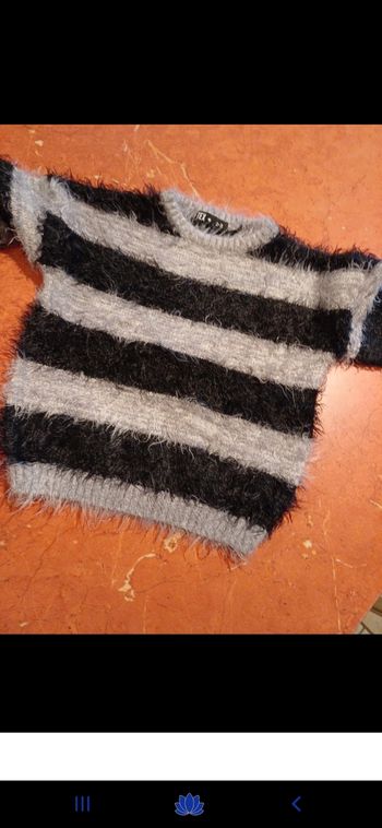 Pull fille taille 24 mois