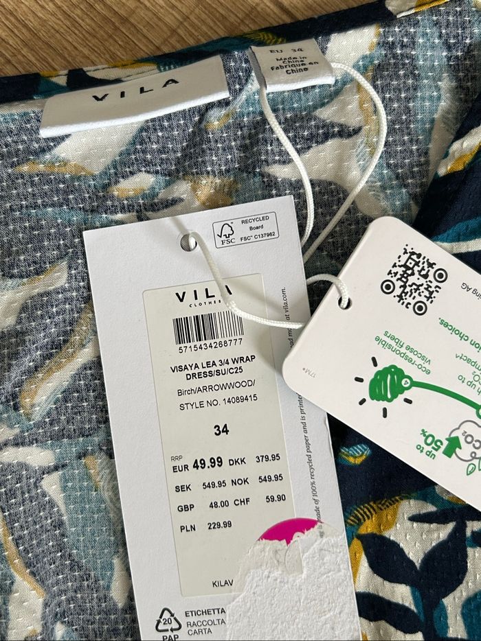Robe imprimée neuve avec manches 3/4 Vila taille 34 (valeur 50€) - photo numéro 9