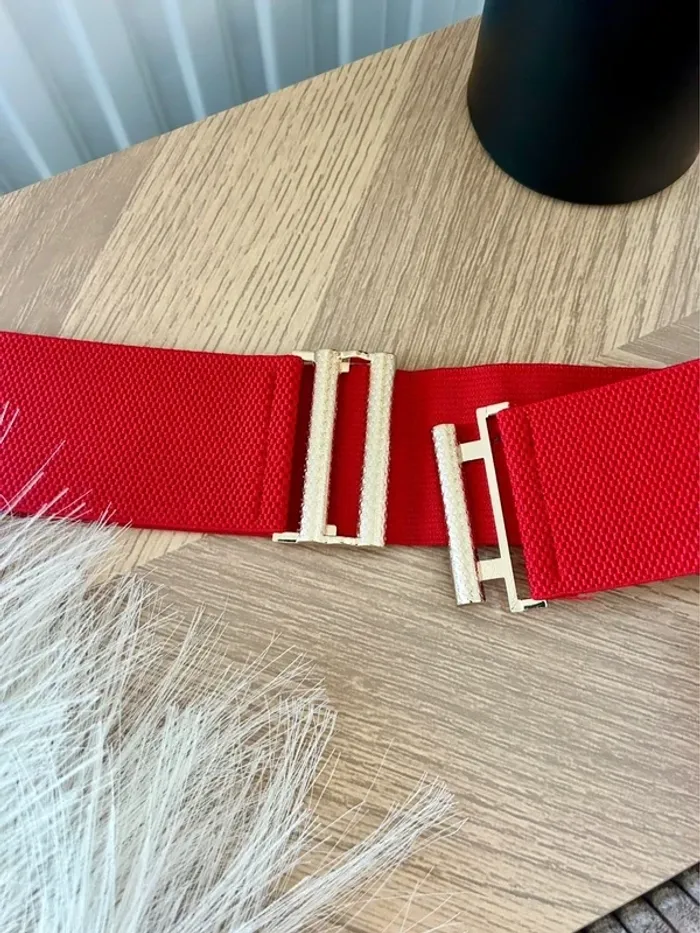 Superbe ceinture large rouge et doré neuf - photo numéro 4