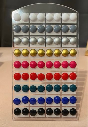 Plaquette / lot de 36 paires de boucles d'oreilles fantaisie 