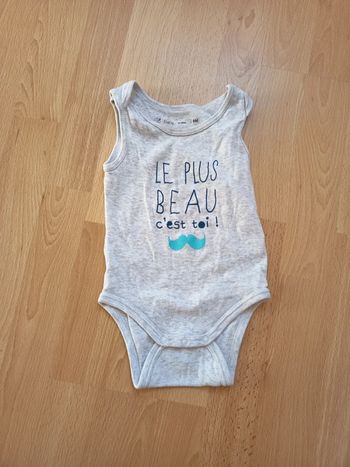 Body manches courtes 9 mois