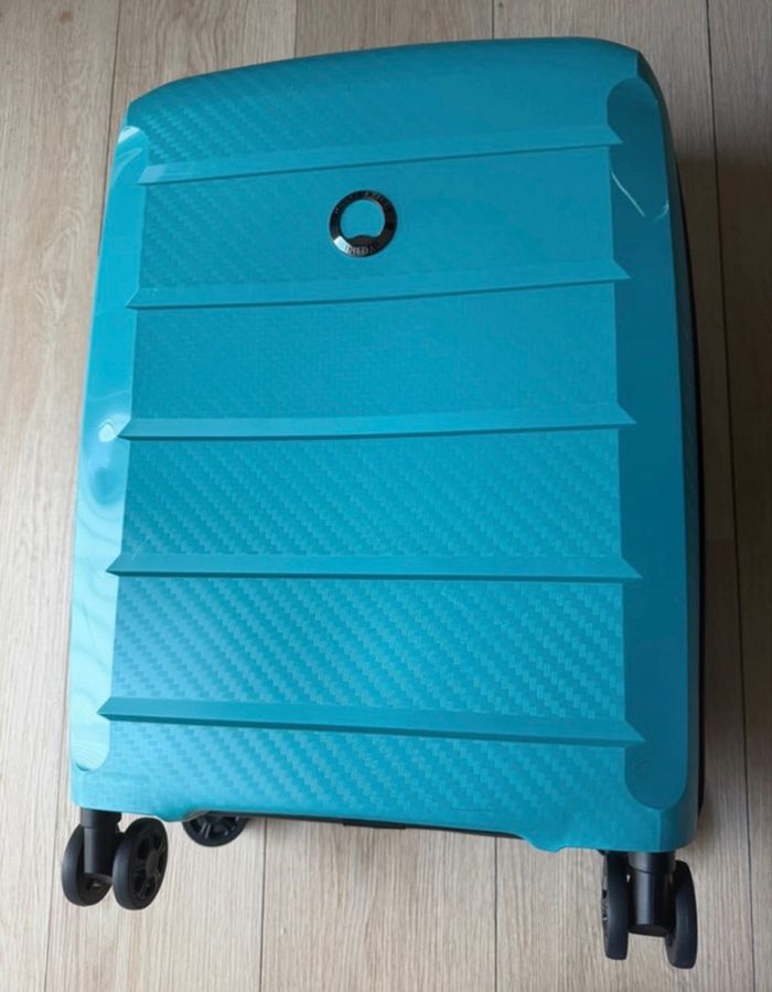 Valise Delsey bleu neuf 55 cm