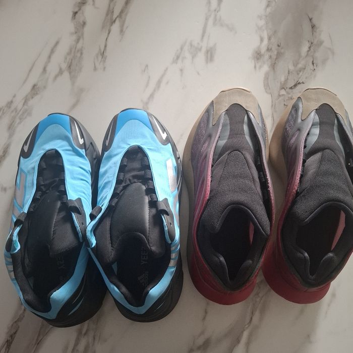 Adidas Yeezy 700 V3 Kyanite & Adidas Yeezy 500 High - photo numéro 2