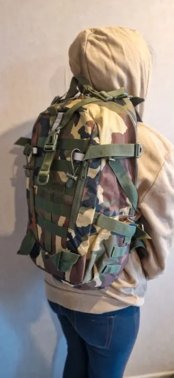 Sac à dos multipoches tactique camouflage 25l