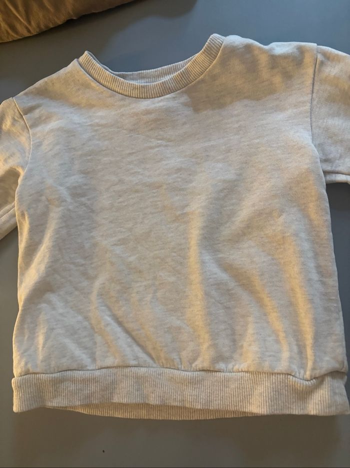 Lot de 2  ensemble jogging 9 mois - photo numéro 7