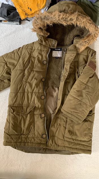 Manteau kiabi chaud kaki joli 5 ans