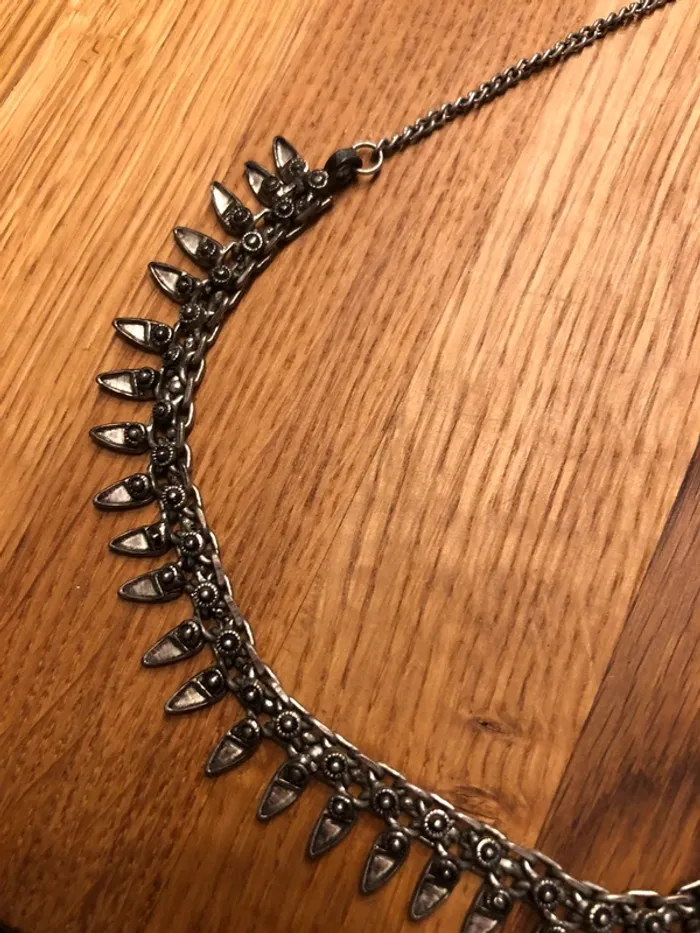 Collier aspect métal - photo numéro 2