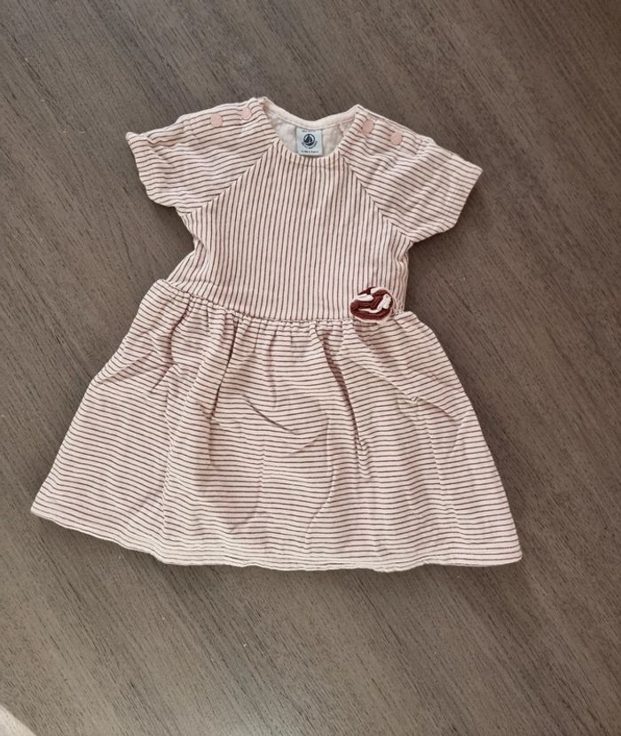 Robe manche courte
