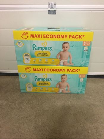 Couches Pampers premium protection taille 3