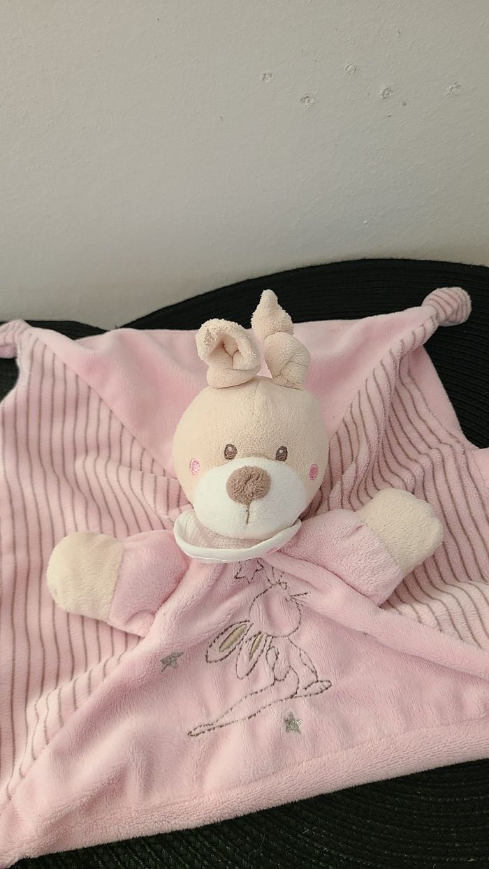 NICOTOY DOUDOU LAPIN ECRU PLAT ROSE ABC ATTACHE TETINE - photo numéro 2